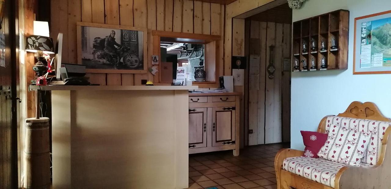 Hotel Le Taconet Le Praz de Lys Esterno foto